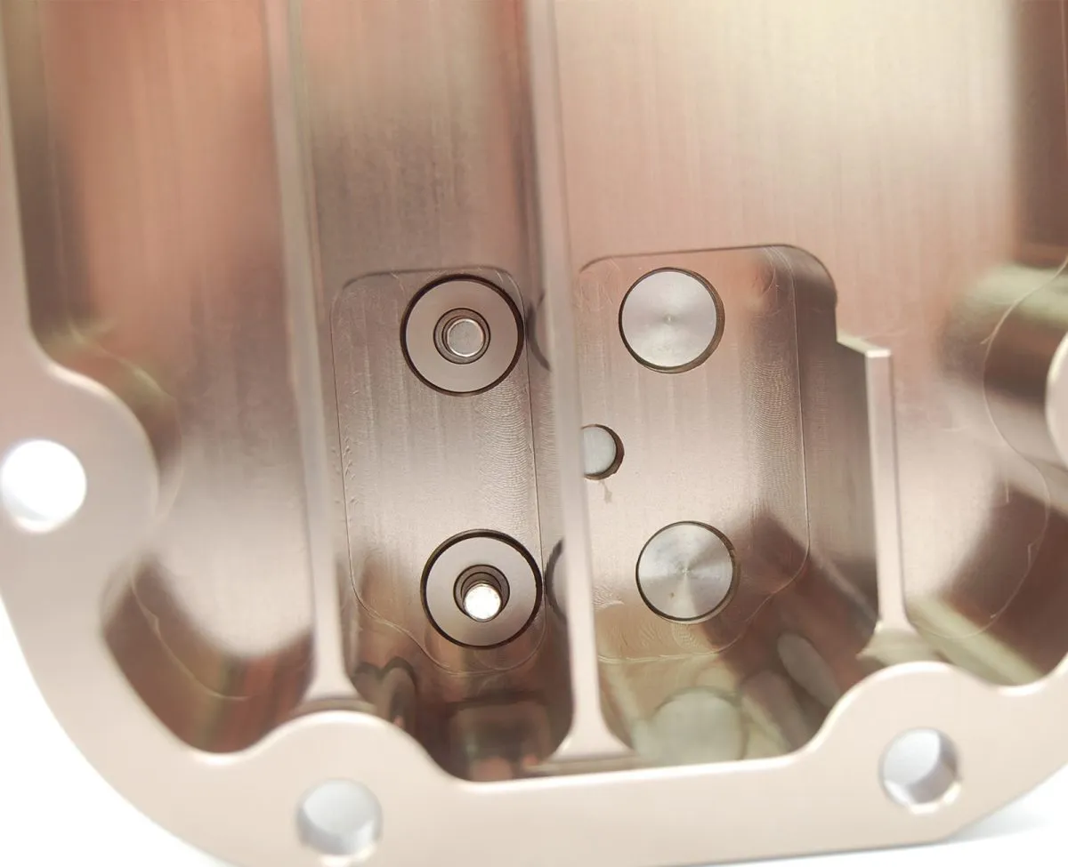 High Capacity Billet R180 Rear Diff Cover Kit - Image 4