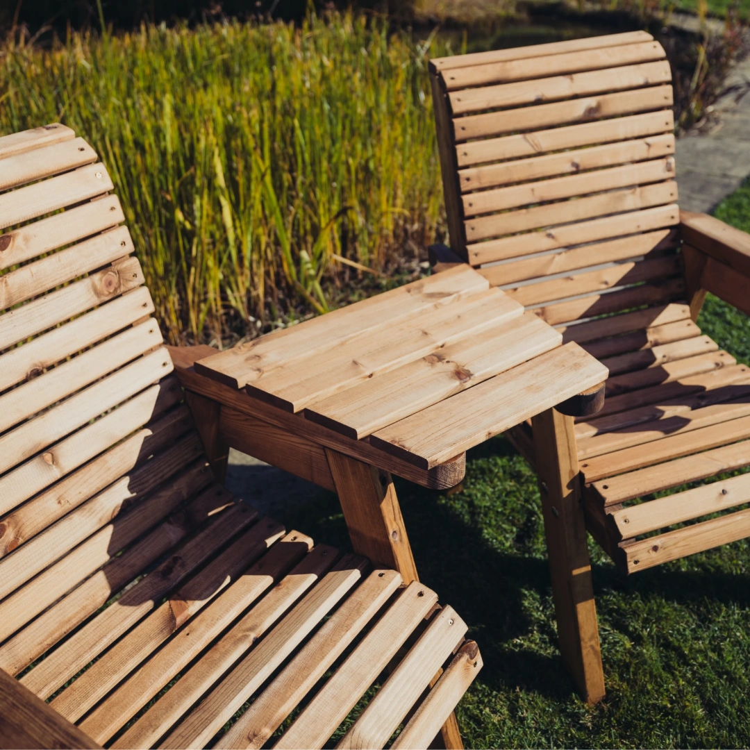 Ergo Love Seats - Image 2